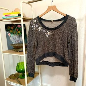 Heater grey sweater